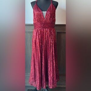 Wear your love Elegant Red Sequin pleated Dress NWT XL